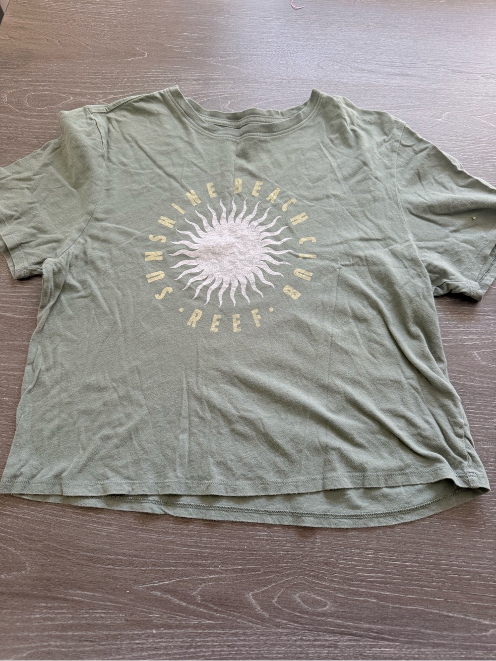 Reef Olive Green Sun Graphic Crop Short Sleeve Tee
